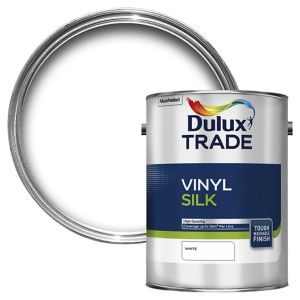 [3018] Dulux Trade Vinyl Silk White 5L